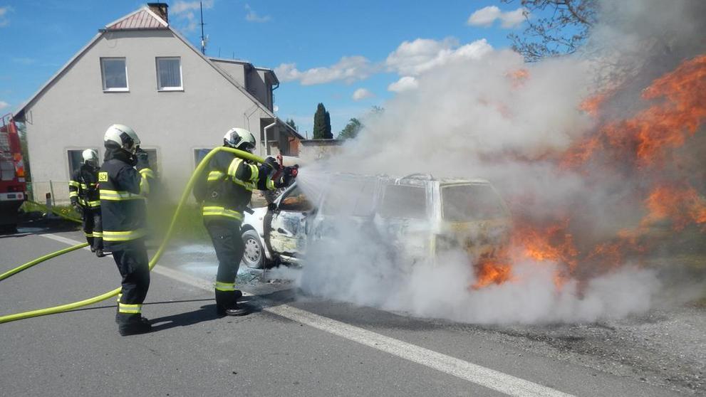 Požár auta na Táborsku - 6