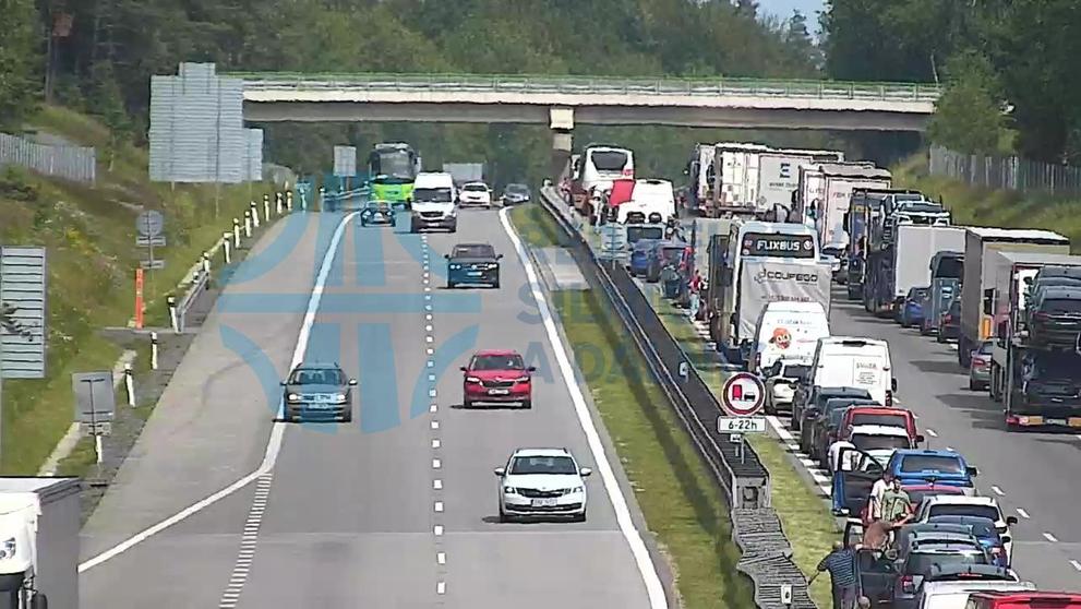 Dopravní nehoda na D1 (4)