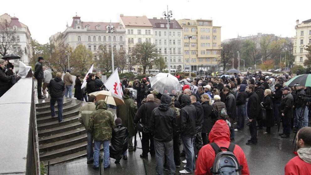 Dělnická strana na náměstí Jířího z Poděbrad