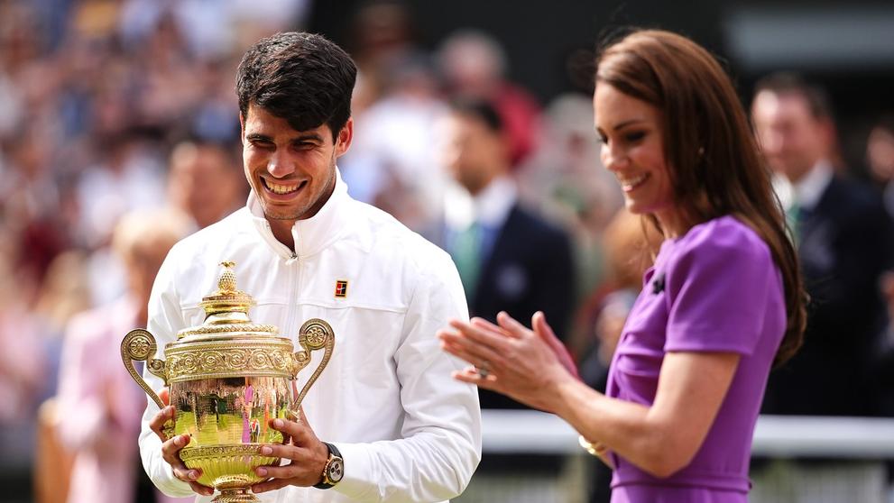 Princezna Kate s vítězem Wimbledonu Carlosem Alcarazem