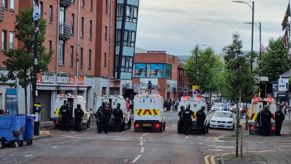 Protiimigrační demonstrace v Belfastu, 3. 8. 2024 (2)