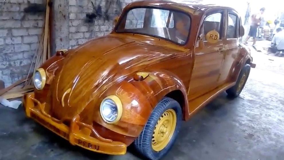 Volkswagen Brouk ze dřeva - 24