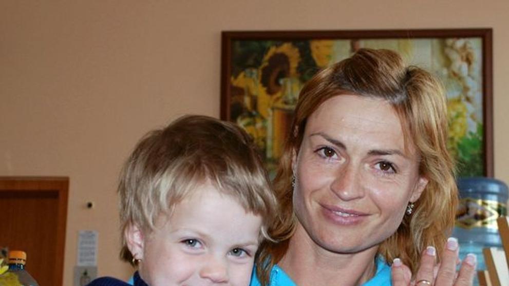 Hana Kynychová cvičí s dětmi z dětských domovů