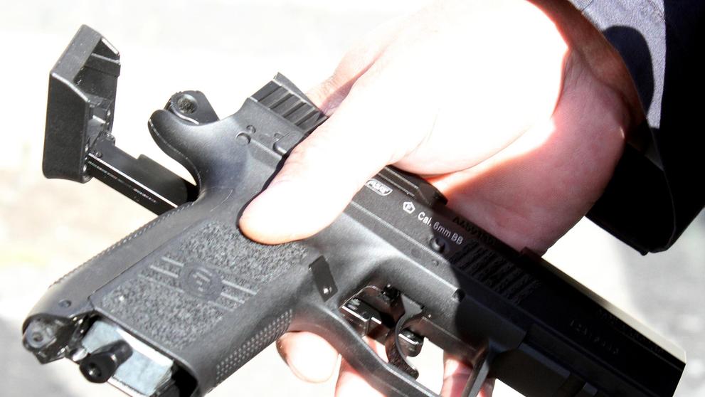 Na prezidenta Klause stříleli z plastové pistole - 4