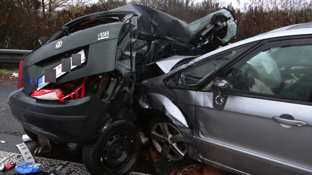 Na Benešovsku se srazila dvě auta - 2