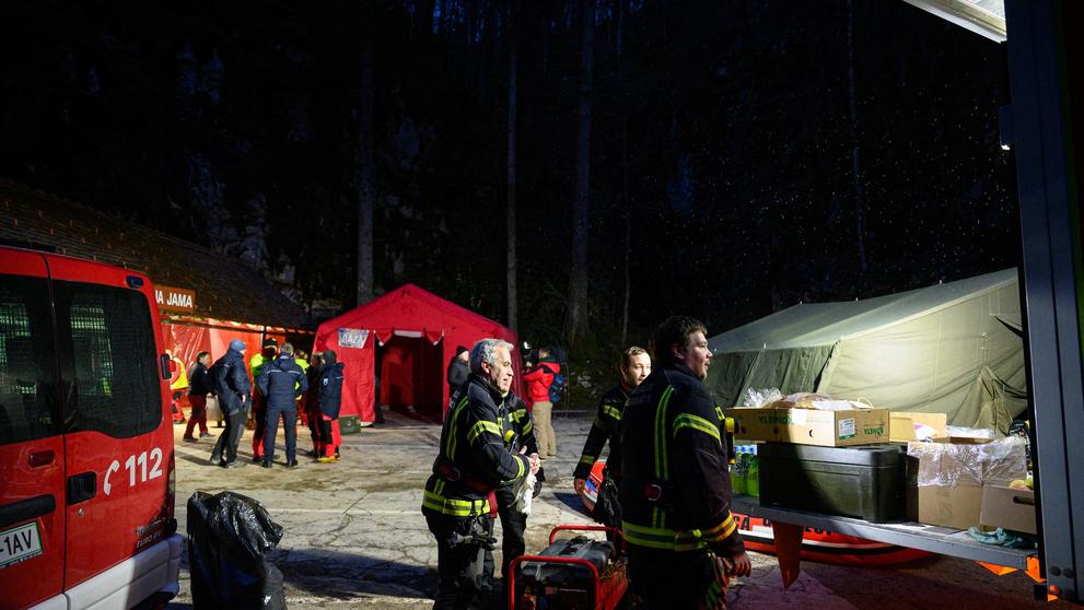 Slovinské záchranné složky na místě, 8. 1. 2024 (1)