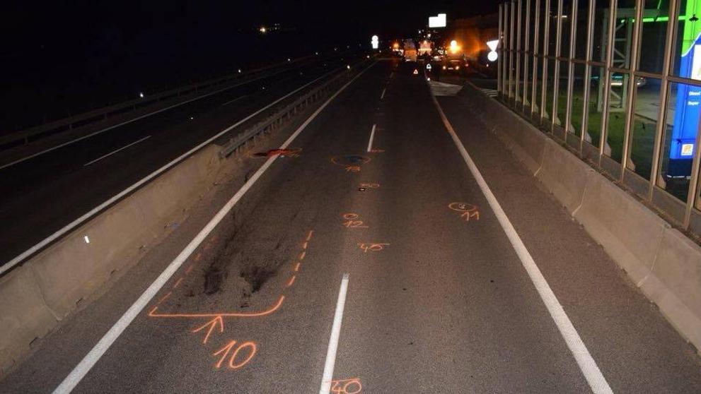 Chodec na Slovensku přebíhal silnici, zabila ho přijíždějící auta - 5