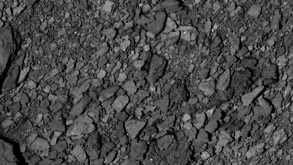 Povrch asteroidu Bennu