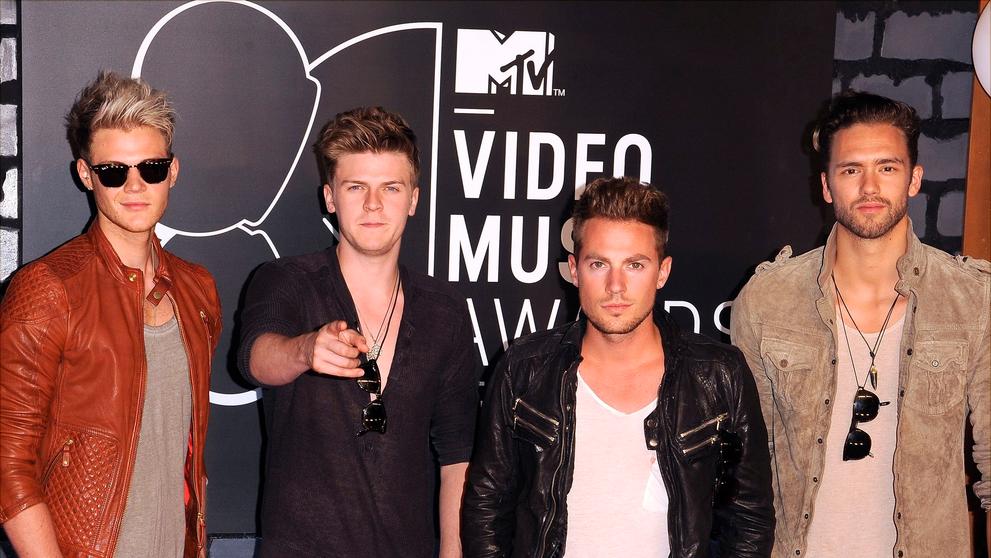 Kapela Lawson, 25. 8. 2013 MTV Video Music Awards