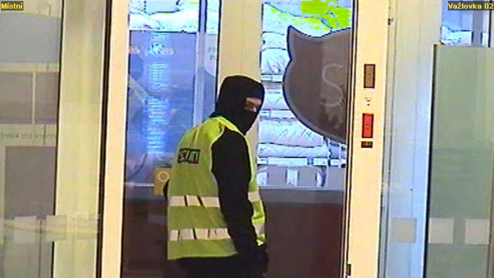 Přepadení banky ve Vyžlovské ulici Praha - 3