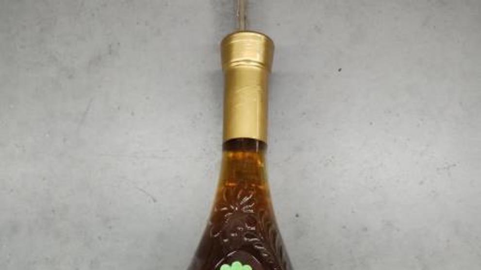 Sauvignon Blanc, bílé polosladké víno, vyrobeno v Moldavsku, alk. 11,5% obj 
