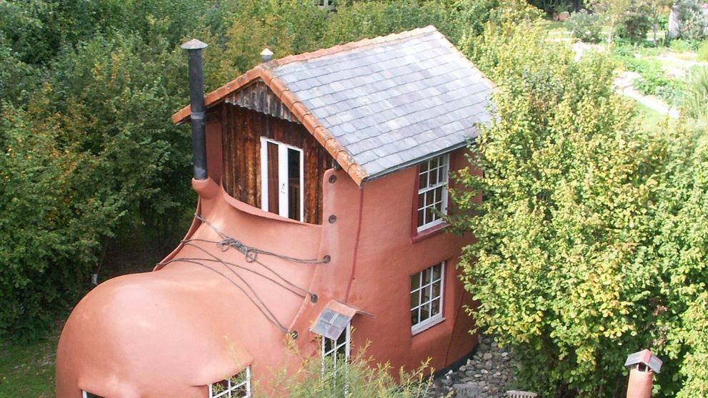 Hotel ve tvaru boty - 7