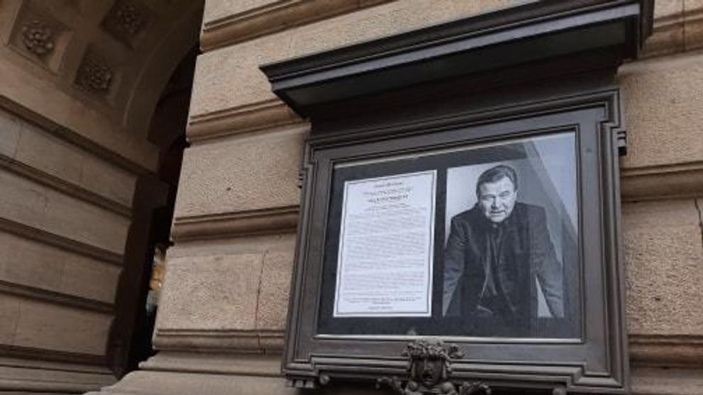 Lidé se loučí s Václavem Postráneckým - 2