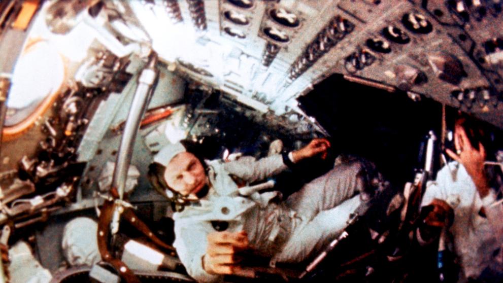 Frank Borman během mise Apollo 8, 1968