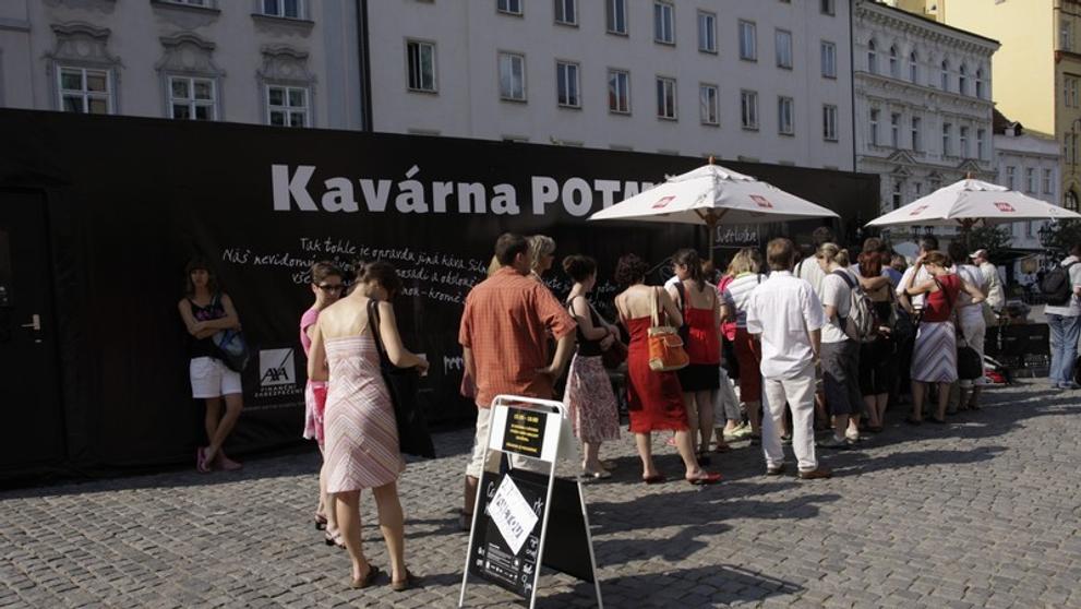 Kavárna POTMĚ.