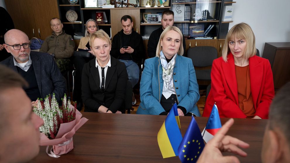 Jana Černochová na Ukrajině