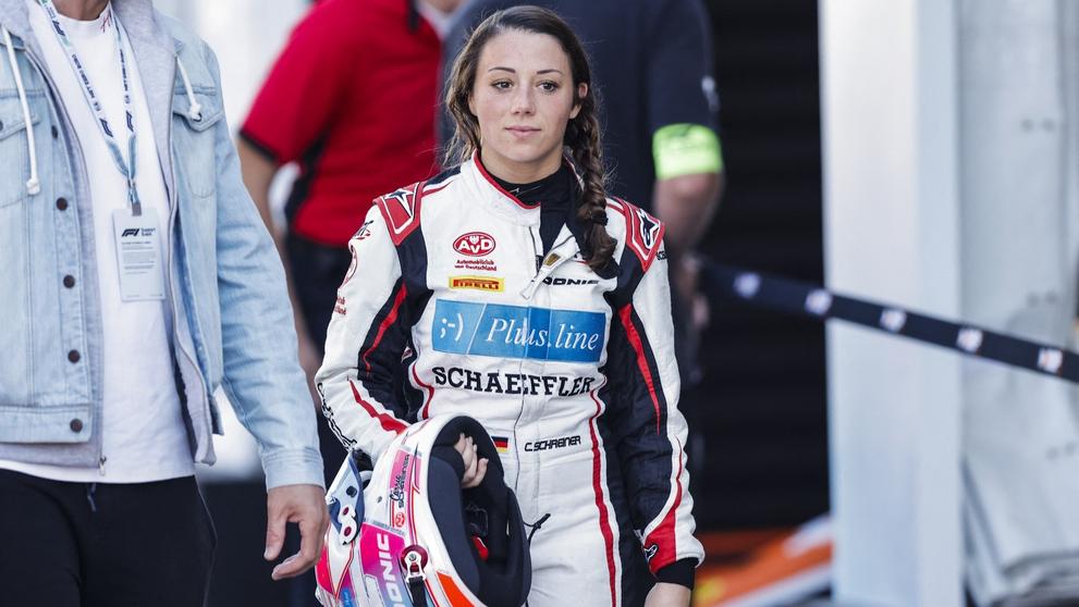Německá pilotka Carrie Schreinerová