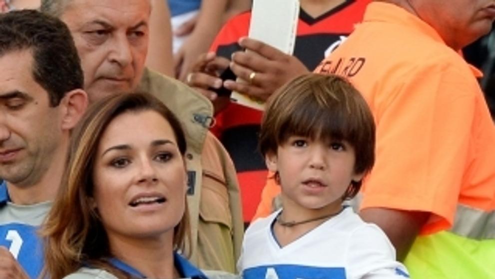 Alena Šeredová se syny na pláži v Brazílii - 5