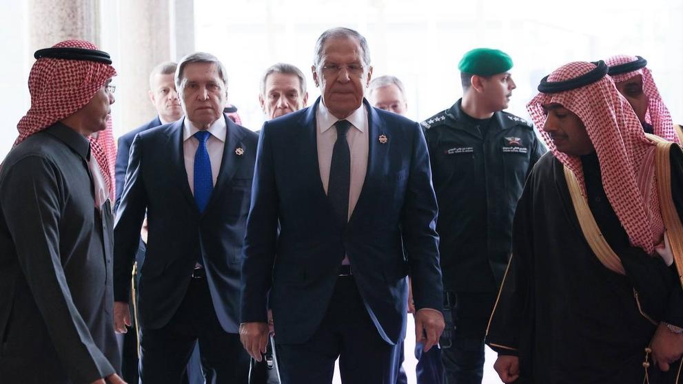 Příchod Sergeje Lavrova na jednání v Saudské Arábii, 18. 2. 2025