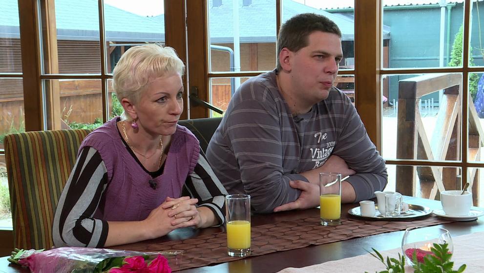 Výměna manželek: Vyčetla jí vytetované obočí - 13