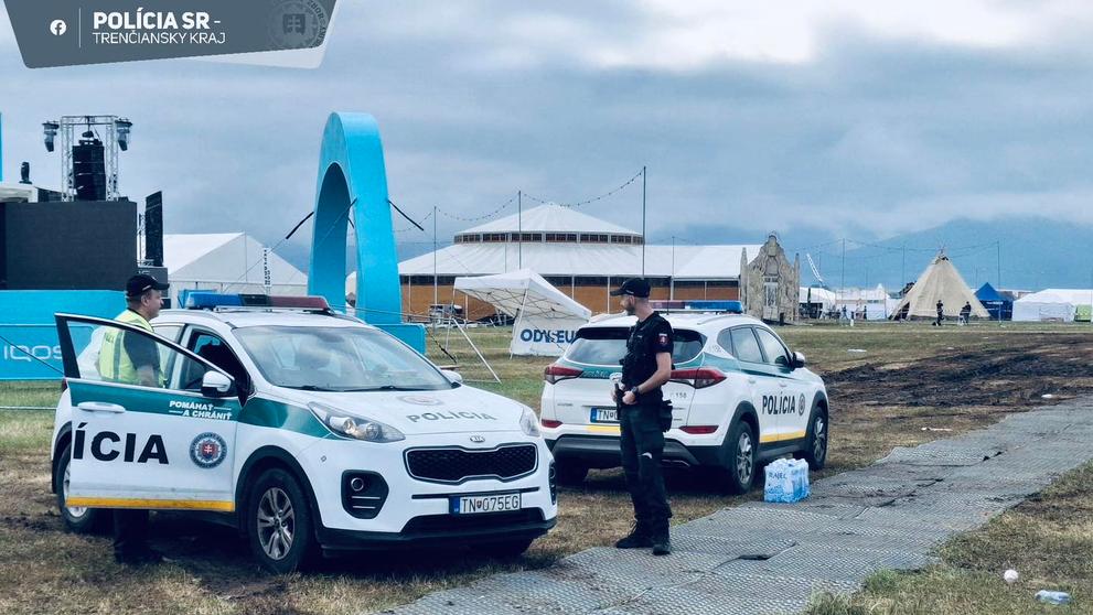 Následky bouřky na festivalu Pohoda