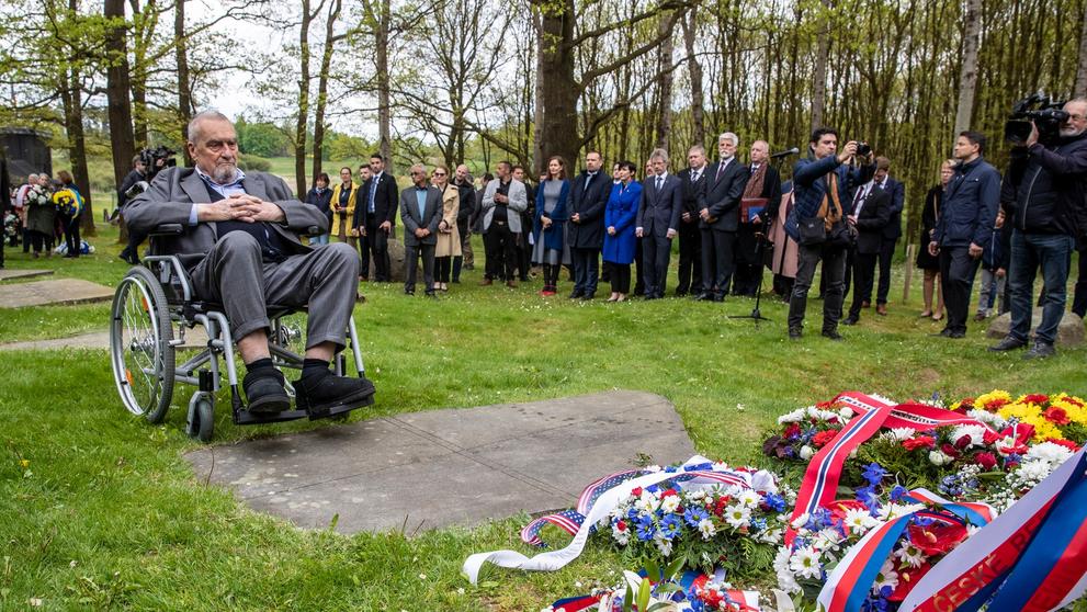 Karel Schwarzenberg, 14. 5. 2023 uctění památky obětí protektorátního tábora v Letech u Písku