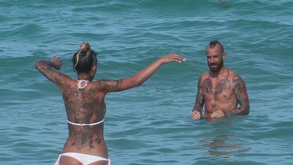 Raul Meireles s manželkou ukázali kérky - 3