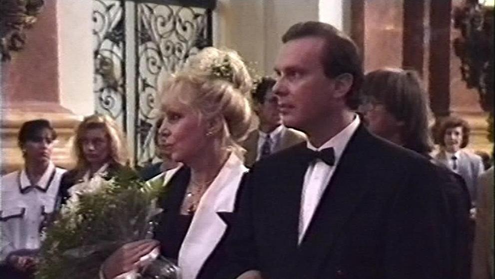 Lucie Borhyová na svatbě Hany Zagorové a Štefana Margity (6. 6. 1992)