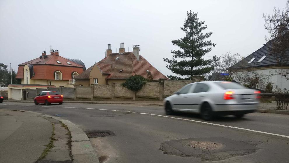 Opravená silnice na Praze 5 - 9