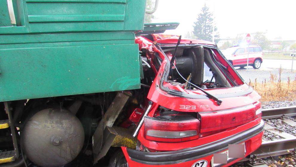 Tragická nehoda na železničním přejezdu v Třebechovicích pod Orebem - 2
