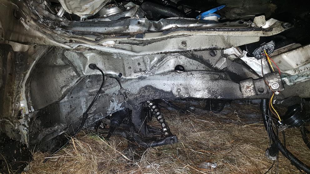 Řidič přežil svoji smrt, na D11 prorazil betonové zábrany - 28