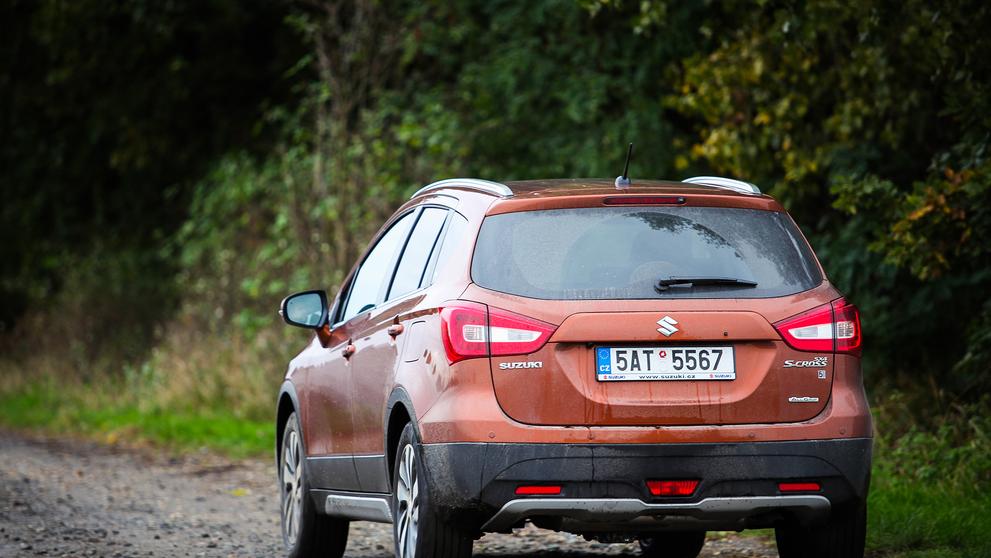 Suzuki S-cross - 2