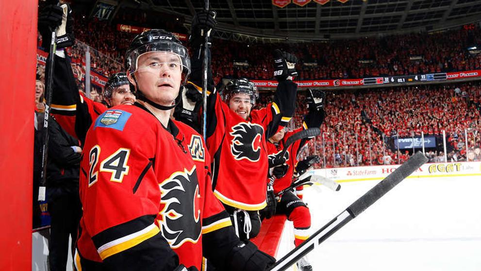 Červené peklo v Calgary a Jiří Hudler - 3
