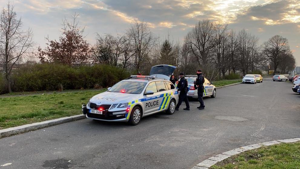 Policie zadržela pacienta, který utekl z nemocnice na Bulovce - 3