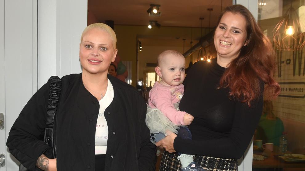 Charlotte Štiková a Ornella Koktová s dcerou