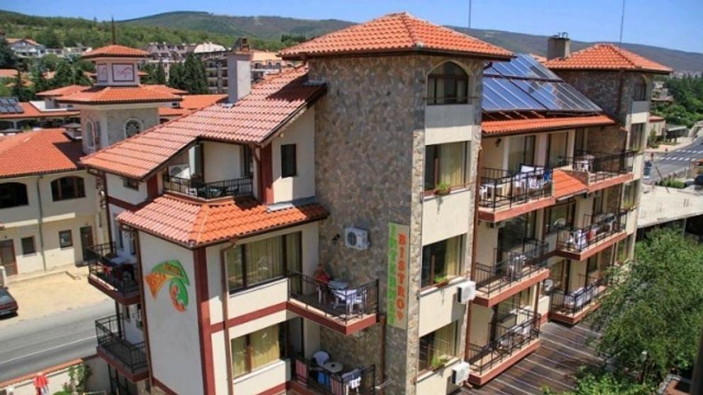 Slunečné Pobřeží, Breza