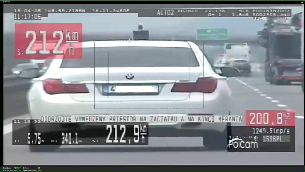 BMW se řítilo rychlostí 212 km/h - 2