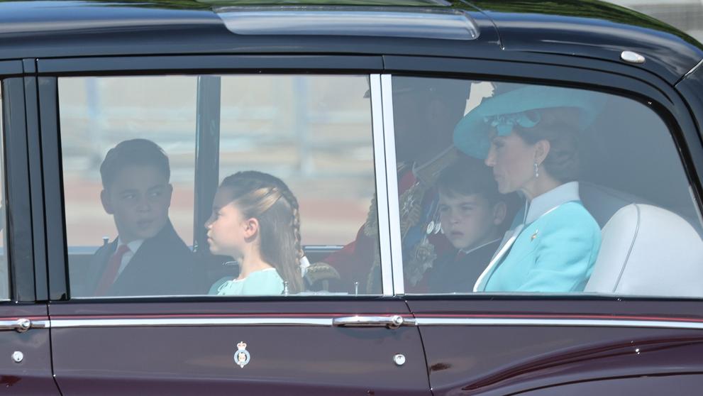Kate a Charlotte na oslavě narozenin Karla III. (14. 6. 2025)