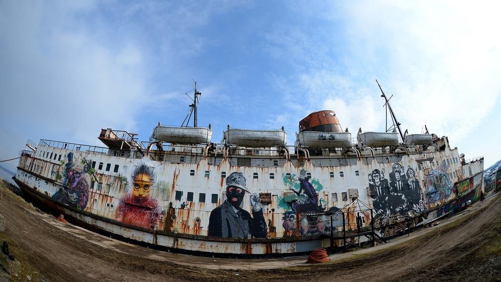 Loď Duke of Lancaster - 2