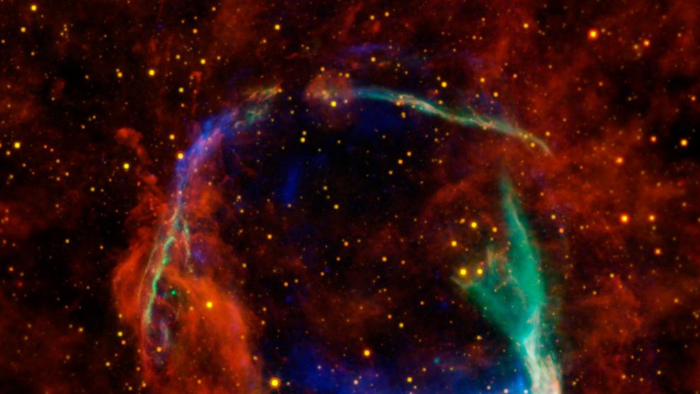Nejstarší zaznamenaná supernova - záběry složené ze čtyř teleskopů