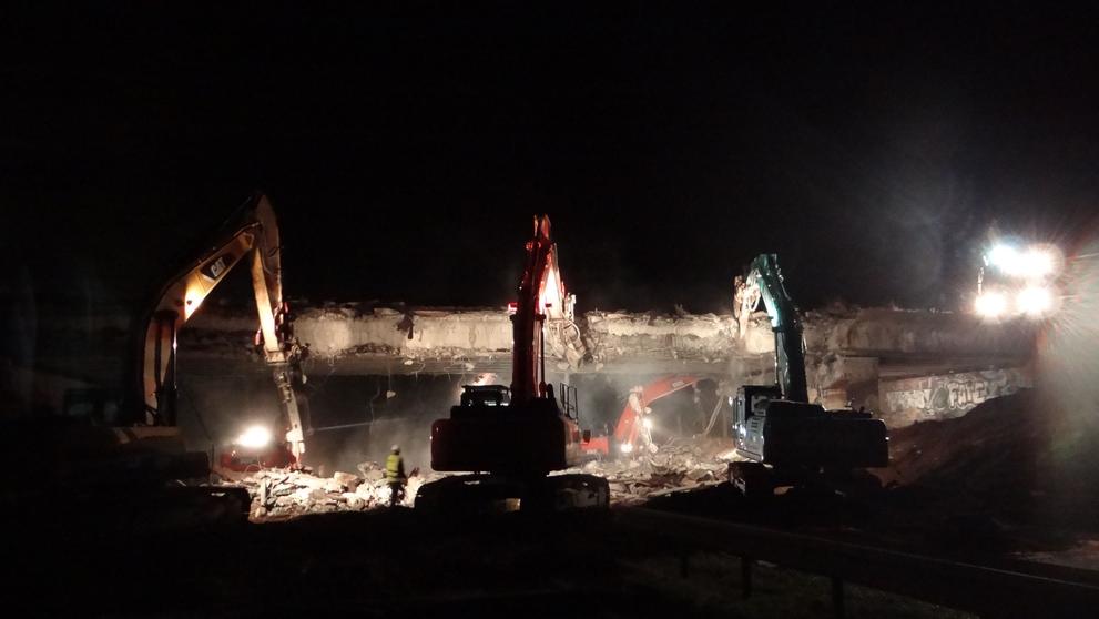 Demolice mostu na dálnici D4 - 1