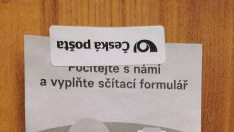 Letáky ke Sčítání lidu na dveřích - 3