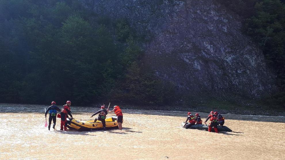 Převrácený raft na Dunajci - 3