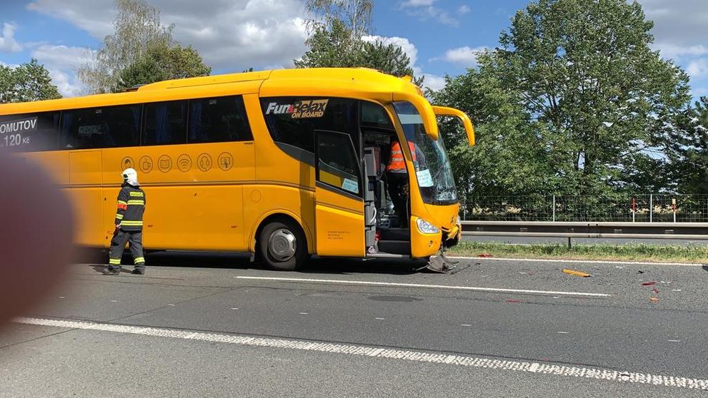 Hromadná nehoda na dálnici D10