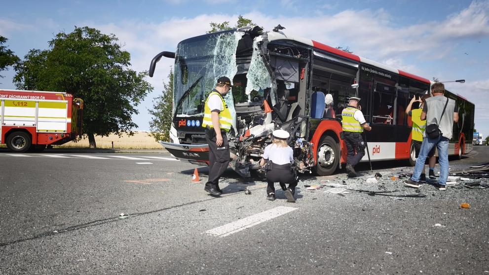 Nehoda autobusů