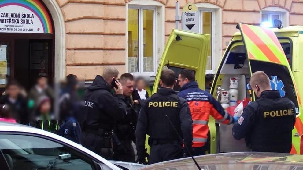 V Plzni vyskočil chlapec z okna základní školy - 4