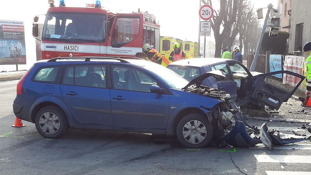Vážná nehoda na křižovatce v Kroměříži