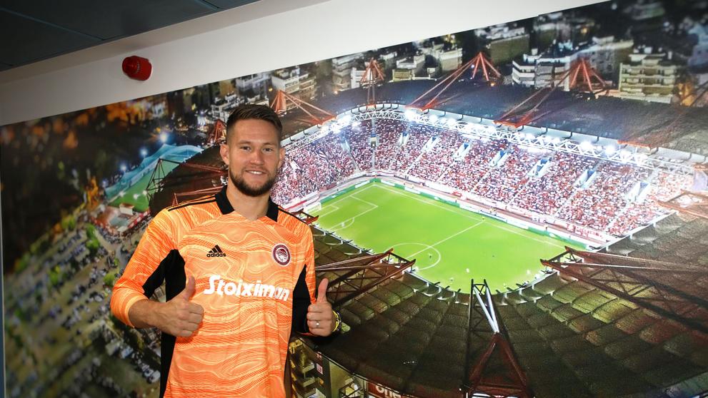Tomáš Vaclík v dresu Olympiakosu