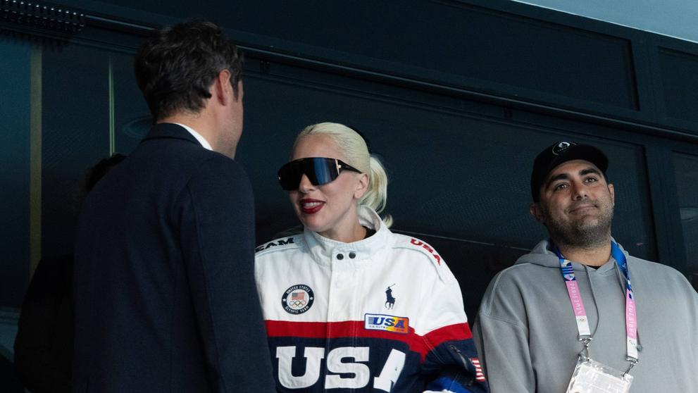 Lady Gaga se svým snoubencem Michaelem Polanským a premiérem Attalem