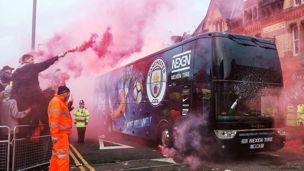 Útok na autobus Manchesteru City